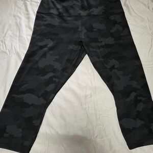 lululemon athletica Black Camo Crop Leggings